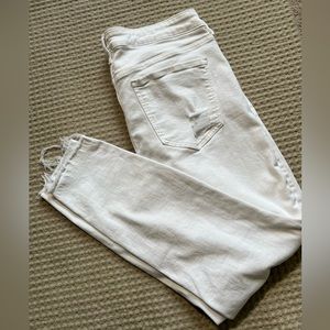 Old Navy Women's Super Skinny White Jeans Size 12